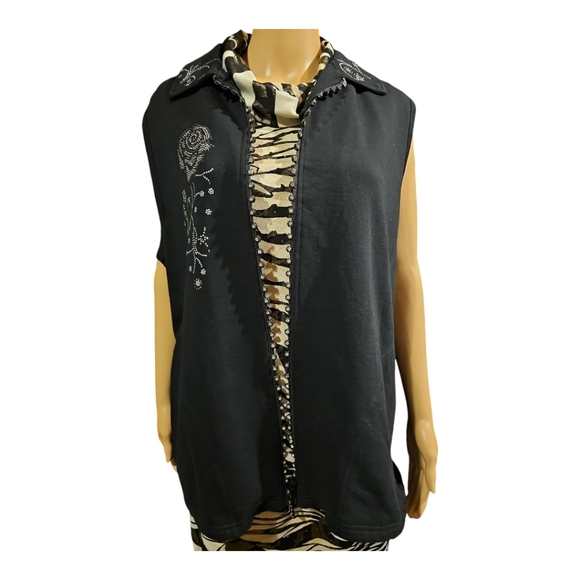 Uniqued Fashions Blinged out  Black Vest - Picture 1 of 10